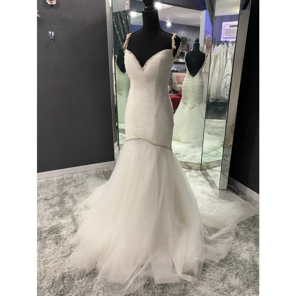Tarik Ediz White Wedding Dress